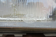 Load image into Gallery viewer, Frontscheinwerfer Mercedes-Benz 190 W201 Links Scheinwerfer Headlight SCH2618966427yl