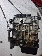 Laden Sie das Bild in den Galerie-Viewer, Motor Citroën C4 Cactus 9670461280 1.6 EHDI 2014 Diesel Engine Unkomplett MOT2314043735bs