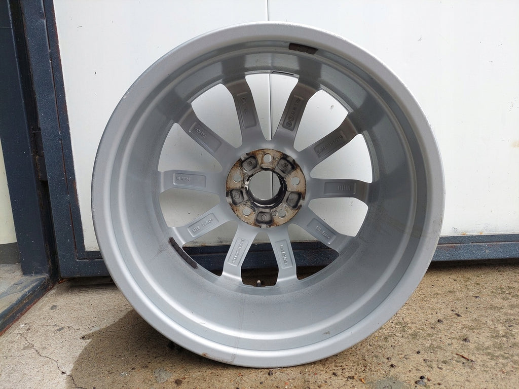 1x Alufelge 18 Zoll 8.0" 5x112 40ET Glanz Silber 8W0601025H Audi A4 Rim Wheel