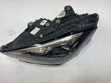 Laden Sie das Bild in den Galerie-Viewer, Frontscheinwerfer Mercedes-Benz W206 2609068104 Links Scheinwerfer Headlight SCH3883008596cj