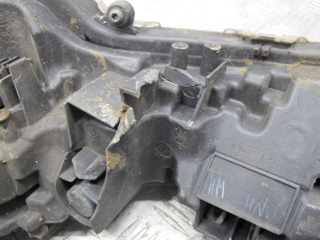 Frontscheinwerfer Toyota Corolla Rechts Scheinwerfer Headlight SCH7968909616tc