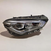 Laden Sie das Bild in den Galerie-Viewer, Frontscheinwerfer Mercedes-Benz Cla A1189062600 Full LED Rechts Headlight