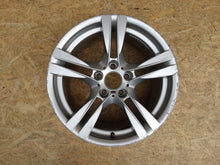 Load image into Gallery viewer, 1x Alufelge 18 Zoll 9.0&quot; 5x120 41ET Glanz Silber 7842637 BMW X1 E84 Rim Wheel