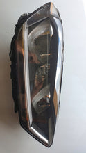 Laden Sie das Bild in den Galerie-Viewer, Frontscheinwerfer VW Sportsvan 517941752B 90056239 LED Rechts Headlight