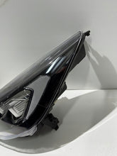 Laden Sie das Bild in den Galerie-Viewer, Frontscheinwerfer Ford Kuga II GV4113D155EH Links Scheinwerfer Headlight SCH7322308478sh