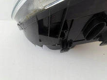Load image into Gallery viewer, Frontscheinwerfer Mercedes-Benz Sprinter 906 9068200261 Rechts Headlight SCH2446668253ab