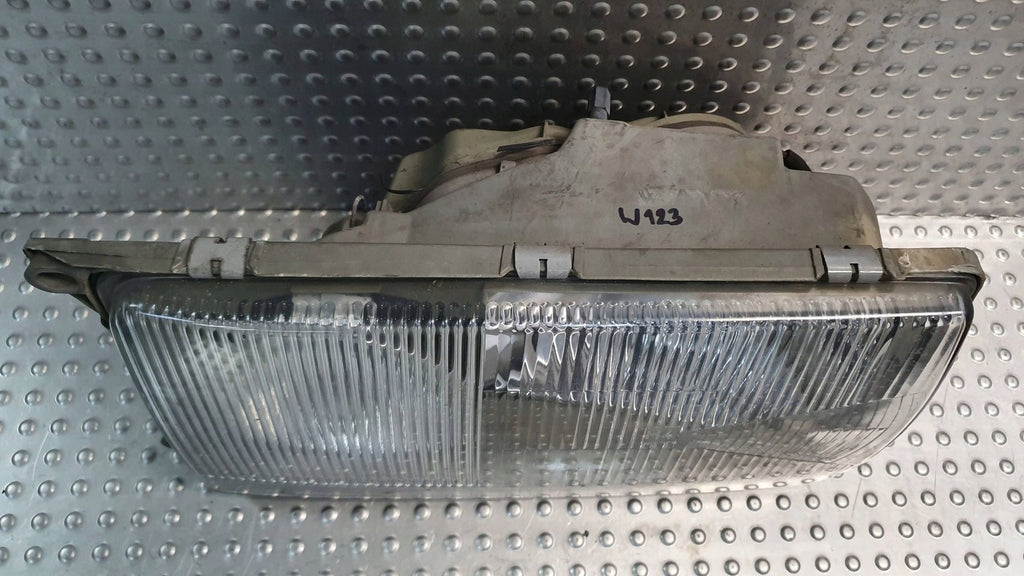 Frontscheinwerfer Mercedes-Benz W123 AWU14532 Links Scheinwerfer Headlight