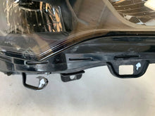 Laden Sie das Bild in den Galerie-Viewer, Frontscheinwerfer Opel Astra 39179826 Rechts Scheinwerfer Headlight SCH4366333284kt