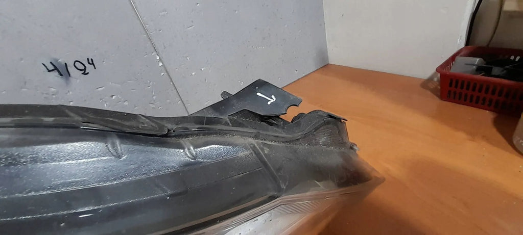 Frontscheinwerfer Toyota Yaris MIA11581 Rechts Scheinwerfer Headlight