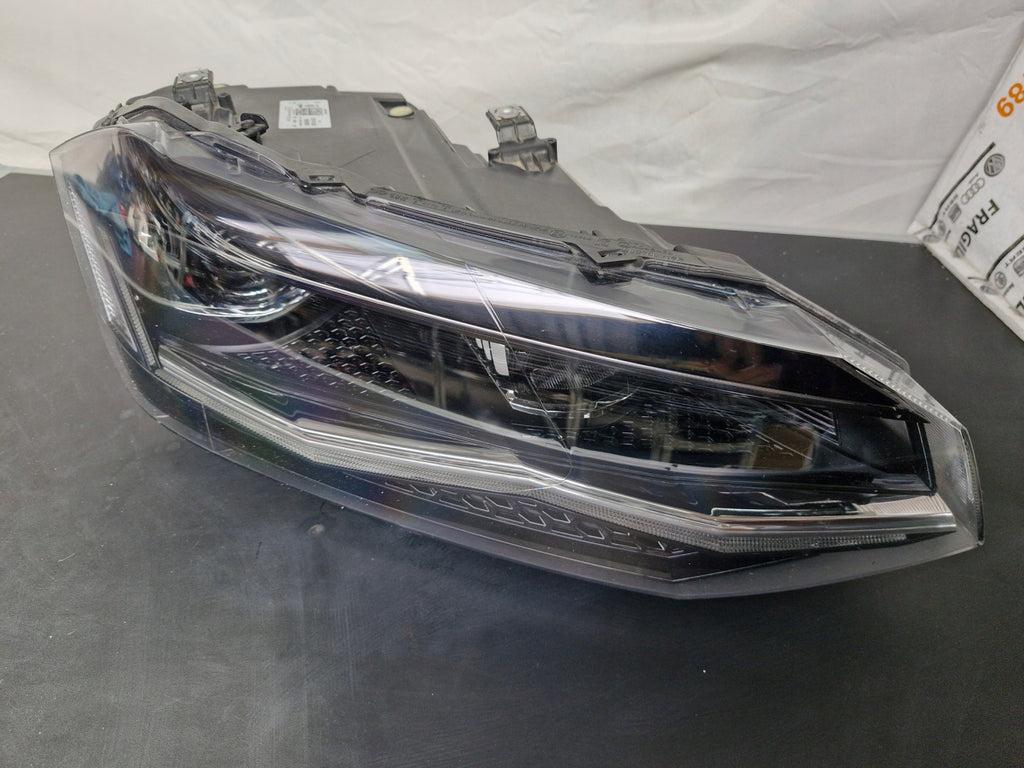 Frontscheinwerfer VW Polo 2G1941036F Rechts Scheinwerfer Headlight SCH2386515752zk