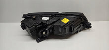 Laden Sie das Bild in den Galerie-Viewer, Frontscheinwerfer Skoda Octavia III 5E1941015D LED Links Scheinwerfer Headlight SCH6591072730mp