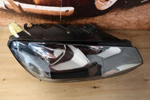 Laden Sie das Bild in den Galerie-Viewer, Frontscheinwerfer VW Tiguan 7P1941752 Xenon Rechts Scheinwerfer Headlight SCH5015903579fw