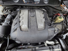 Laden Sie das Bild in den Galerie-Viewer, Motor VW Touareg CRC 3.0 TDI 212TKm Diesel Engine Unkomplett MOT6635384623qw
