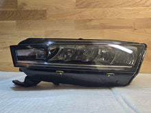 Laden Sie das Bild in den Galerie-Viewer, Frontscheinwerfer Skoda Octavia 5e3 IV 5E4941015 Full LED Links Headlight SCH3800252626lo