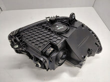 Laden Sie das Bild in den Galerie-Viewer, Frontscheinwerfer Mercedes-Benz W206 A2069066104 Links Scheinwerfer Headlight SCH9474398410kx