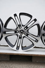 Laden Sie das Bild in den Galerie-Viewer, 4x Alufelge 17 Zoll 6.5" 5x112 44ET Matt Graphit A1774010400 Mercedes-Benz W177 FEL1960098372fm