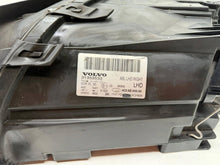 Laden Sie das Bild in den Galerie-Viewer, Frontscheinwerfer Volvo V70 S80 31353533 Xenon Rechts Scheinwerfer Headlight SCH1772165014cx