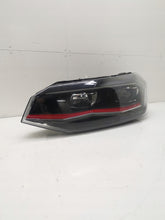 Laden Sie das Bild in den Galerie-Viewer, Frontscheinwerfer VW Polo 2G1941035G Full LED Links Scheinwerfer Headlight