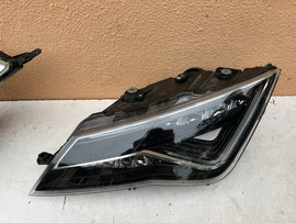 Frontscheinwerfer Seat Leon 5f1 5F1941007G Ein Stück (Rechts oder Links)