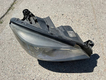Laden Sie das Bild in den Galerie-Viewer, Frontscheinwerfer Mercedes-Benz W204 Xenon Rechts Scheinwerfer Headlight SCH4409358382of