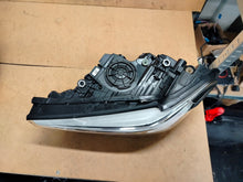 Load image into Gallery viewer, Frontscheinwerfer BMW G30 8499121-03 8499122 Full LED Ein Satz Headlight SCH7086931675ln