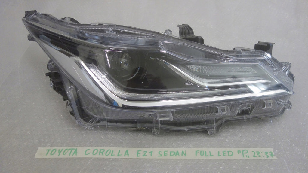 Frontscheinwerfer Toyota Corolla 81110-02T51-00 LED Rechts Headlight SCH4506328337tj