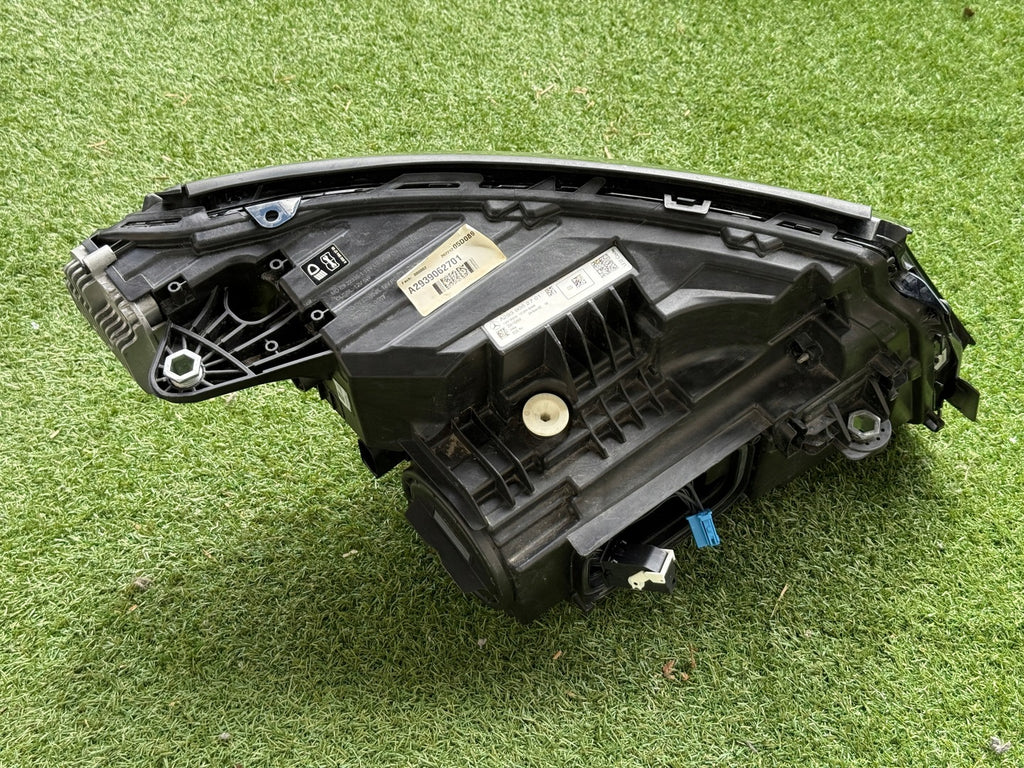 Frontscheinwerfer Mercedes-Benz Eqc A2939062701 Full LED Links Headlight SCH6093932417lx