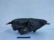 Laden Sie das Bild in den Galerie-Viewer, Frontscheinwerfer Ford Ecosport GN15-13D155-HE Xenon Links Headlight SCH6791807187fs