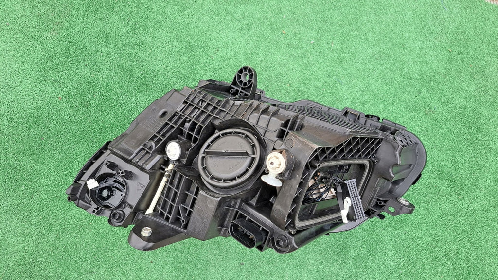 Frontscheinwerfer Mercedes-Benz W205 A2059066006 LED Rechts Headlight SCH9606099054ci