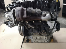 Laden Sie das Bild in den Galerie-Viewer, Motor Kia Sportage Sl D4HA 2.0 CRDI 124TKm Diesel Engine Komplett MOT6657563171ai