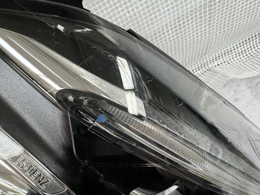 Frontscheinwerfer Mercedes-Benz W246 A2469066201 LED Rechts Headlight