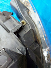 Laden Sie das Bild in den Galerie-Viewer, Frontscheinwerfer Audi Q7 4L0941003 Xenon Links Scheinwerfer Headlight SCH9193850782vy