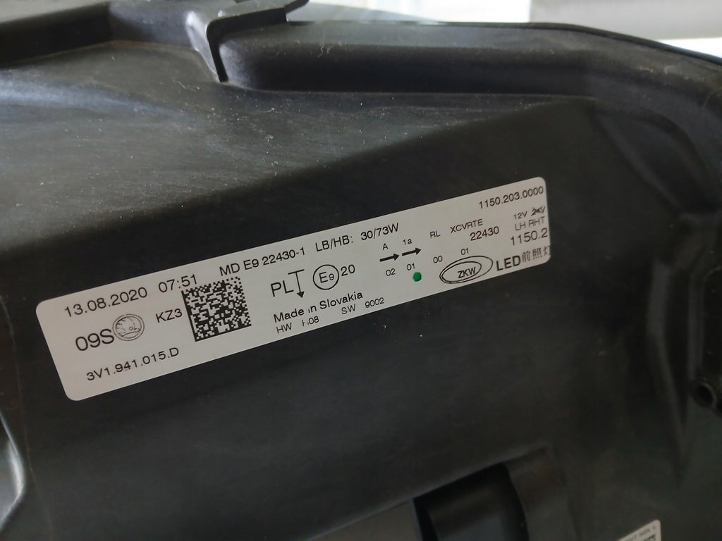 Frontscheinwerfer Skoda Superb III 3V1941015D 3V1941016 LED Rechts oder Links