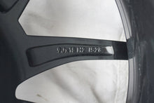 Load image into Gallery viewer, 1x Alufelge 18 Zoll 9.0" 5x112 28ET 6883640 BMW Rim Wheel FEL4257019651on