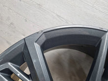 Laden Sie das Bild in den Galerie-Viewer, 1x Alufelge 18 Zoll 8.0&quot; 5x112 46ET 8Y0601025G Audi A3 Rim Wheel