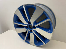 Laden Sie das Bild in den Galerie-Viewer, 1x Alufelge 17 Zoll 7.0&quot; 5x100 403006755R Renault Clio IV Twingo Rim Wheel