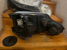 Laden Sie das Bild in den Galerie-Viewer, Frontscheinwerfer Skoda Yeti Ein Stück (Rechts oder Links) Headlight