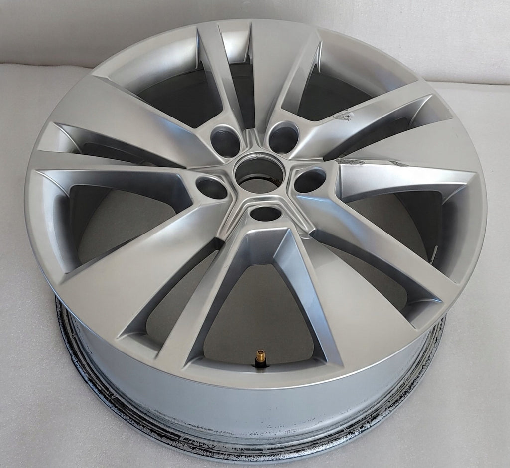 1x Alufelge 18 Zoll 7.0" 5x112 43ET 565601025C Skoda Kodiaq Rim Wheel