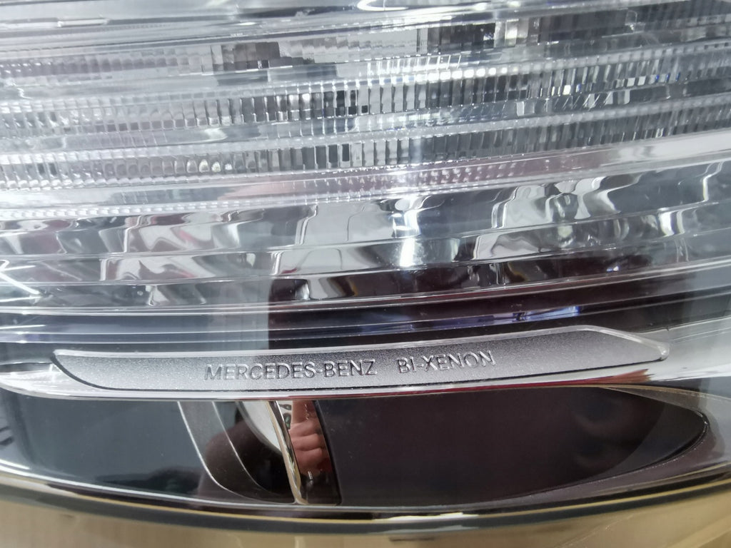 Frontscheinwerfer Mercedes-Benz W176 1768202761 Xenon Links Headlight SCH8375606677qn