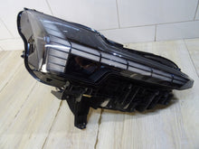 Laden Sie das Bild in den Galerie-Viewer, Frontscheinwerfer Volvo 80000628 Rechts Scheinwerfer Headlight SCH7977266130kw