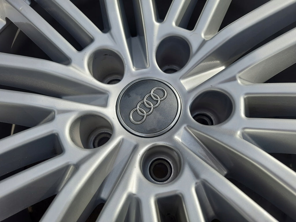 1x Alufelge 18 Zoll 8.0" 5x112 31ET Silber 8W0601025EE Audi A5 Rim Wheel FEL5913577980nz