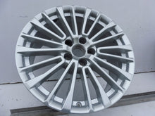 Load image into Gallery viewer, 1x Alufelge 18 Zoll 8.0&quot; 5x112 39ET Glanz Silber 4K0601025 Audi Rim Wheel