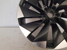 Load image into Gallery viewer, 1x Alufelge 21 Zoll 9.0&quot; 5x112 42ET Glanz Graphit 5LA601025BM Mg Enyaq Rim Wheel