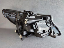 Laden Sie das Bild in den Galerie-Viewer, Frontscheinwerfer Mercedes-Benz Vito W447 A4479069700 LED Links Headlight