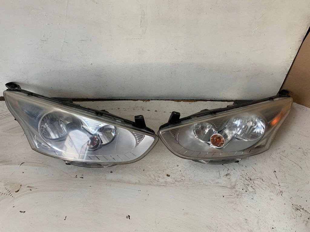 Frontscheinwerfer Ford B-Max Bmax AV1113W029AE Ein Satz Scheinwerfer Headlight SCH9458636073un
