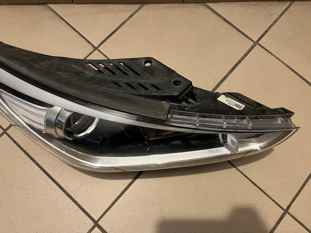 Frontscheinwerfer Hyundai I30 III 92102-G4020 Rechts Scheinwerfer Headlight