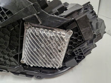 Laden Sie das Bild in den Galerie-Viewer, Frontscheinwerfer Mercedes-Benz Cla A1749064202 Rechts Scheinwerfer Headlight SCH3178693322ff
