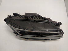 Laden Sie das Bild in den Galerie-Viewer, Frontscheinwerfer VW Touareg 761941082 Rechts Scheinwerfer Headlight SCH6850586677et