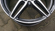 Load image into Gallery viewer, 1x Alufelge 19 Zoll 8.0&quot; 5x112 43ET Glanz A2134013700 Mercedes-Benz Mg Cls