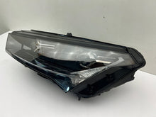 Laden Sie das Bild in den Galerie-Viewer, Frontscheinwerfer Skoda Enyaq 5LB941015A Full LED Links Scheinwerfer Headlight